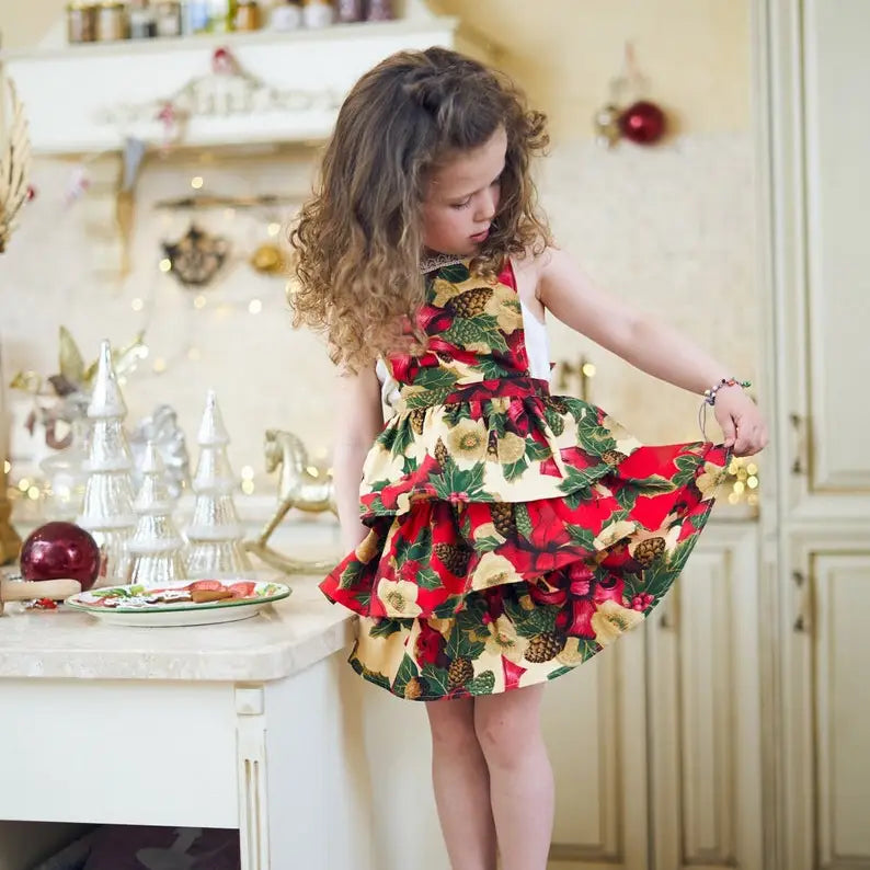 Hortensias Home - Childs Winter Apron Red Christmas Flowers